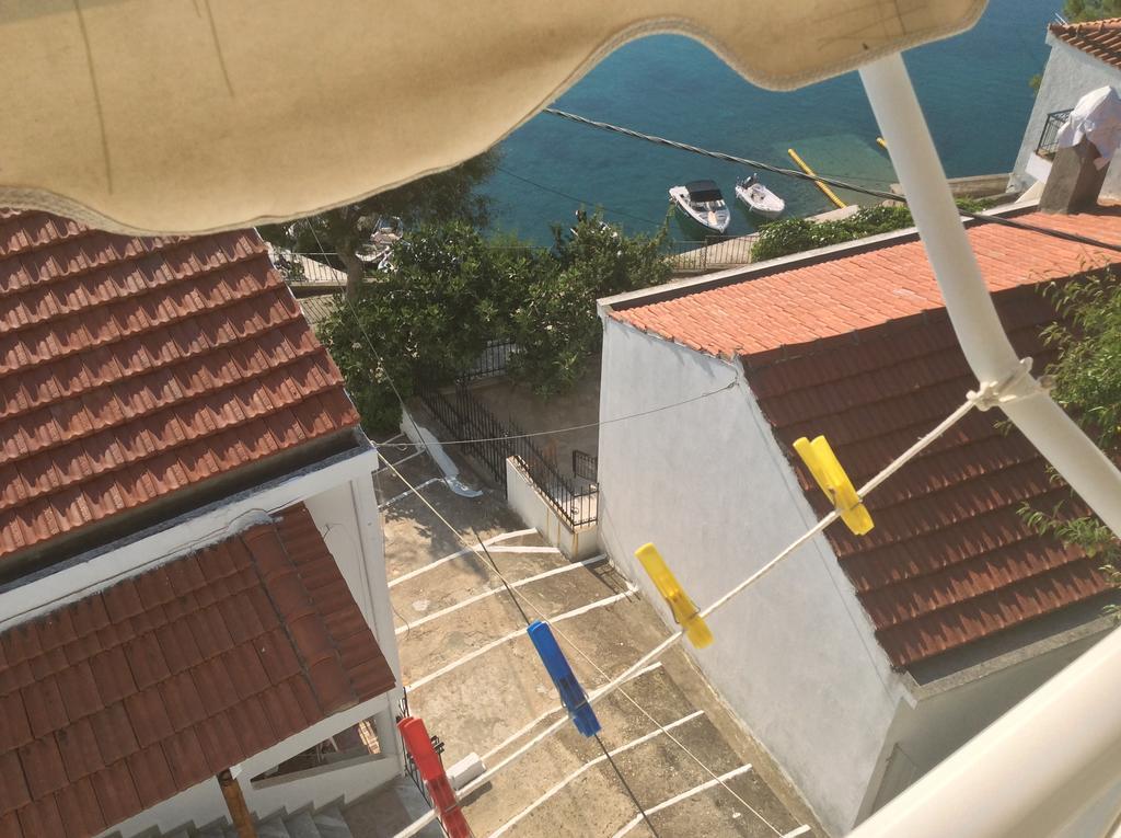 Kostas Rooms Votsi  Esterno foto