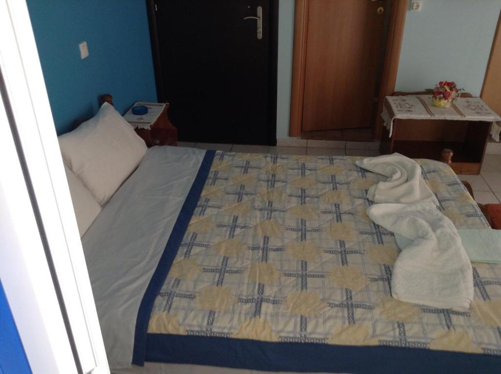 Kostas Rooms Votsi  Camera foto